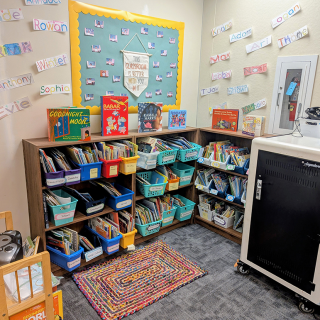 1st Grade classroom library at Love Elementary