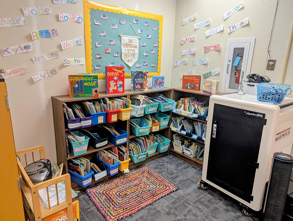 1st Grade classroom library at Love Elementary